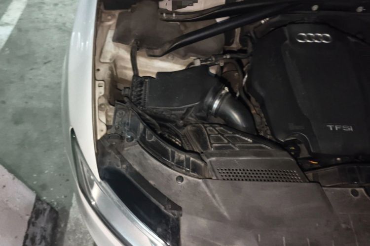 Used Audi Q5 2015 40 TFSI Technology Edition Engine Bay Right