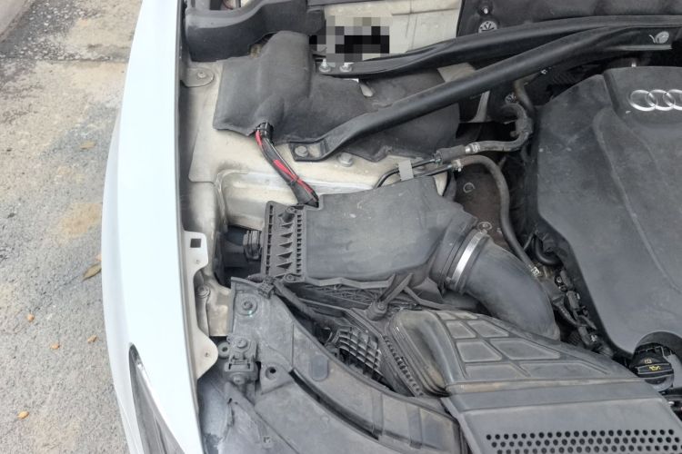 Used Audi Q5 2015 40 TFSI Trendy Edition Engine Bay Right