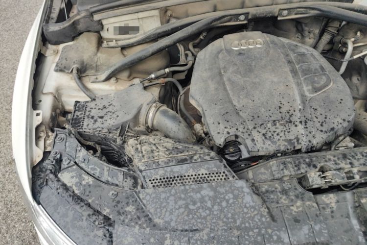 Used Audi Q5 2015 40 TFSI Comfort Model Engine Bay Right