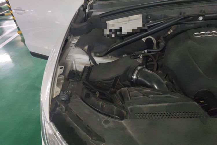 Used Audi Q5 2015 40 TFSI Technology Edition Engine Bay Right