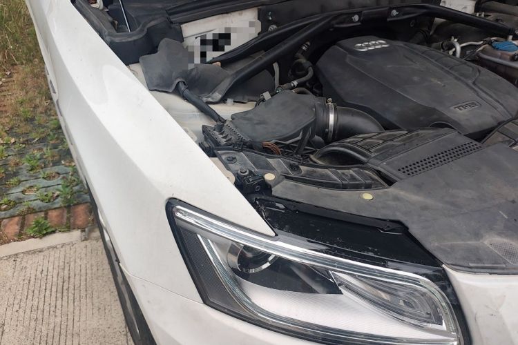 Used Audi Q5 2015 40 TFSI Technology Edition Engine Bay Right