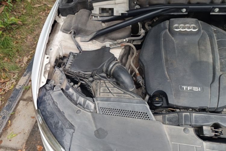 Used Audi Q5 2015 40 TFSI Trendy Edition Engine Bay Right