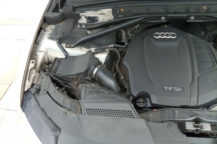Used Audi Q5 2015 40 TFSI Technology Edition Engine Bay Right