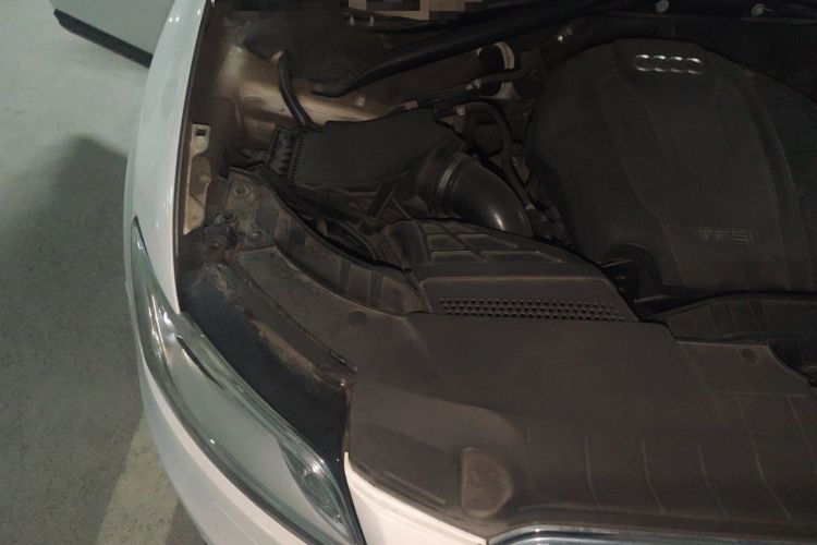 Used Audi Q5 2015 40 TFSI Trendy Edition Engine Bay Right