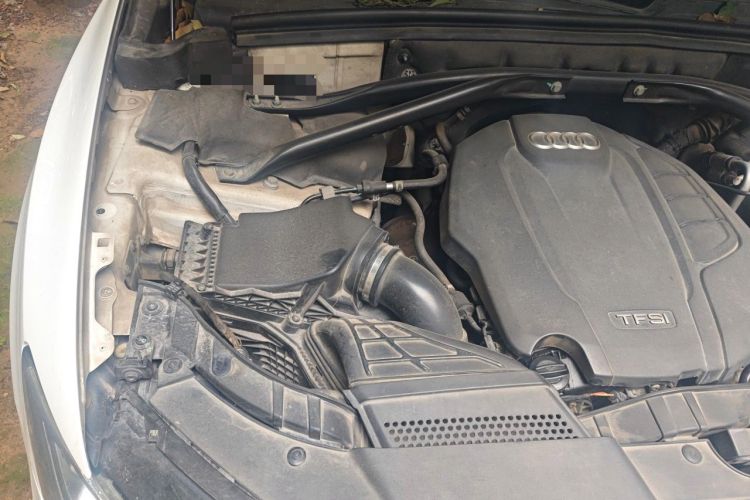 Used Audi Q5 2015 40 TFSI Trendy Edition Engine Bay Right