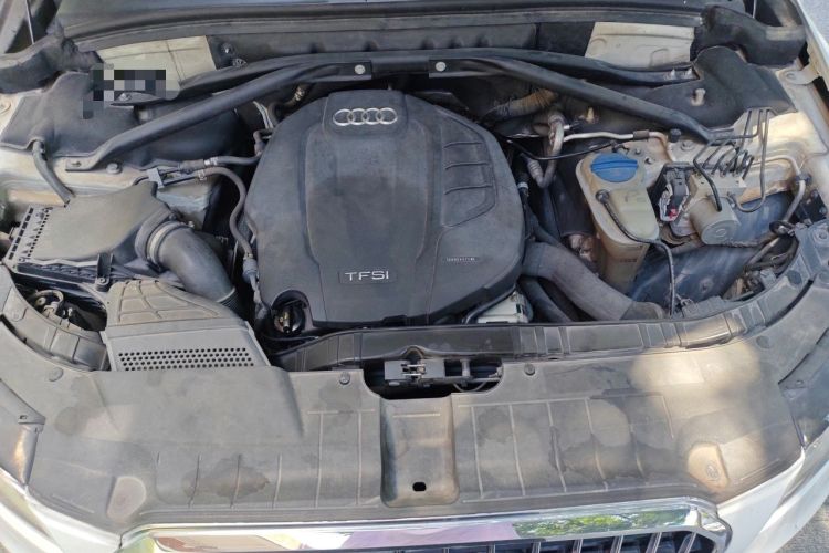 Used Audi Q5 2015 40 TFSI Technology Edition Engine Bay