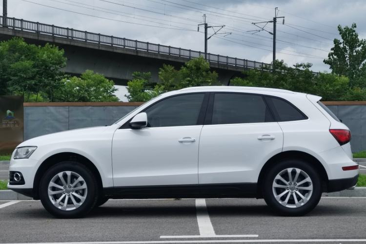 Used Audi Q5 2015 40 TFSI Technology Edition Exterior 1
