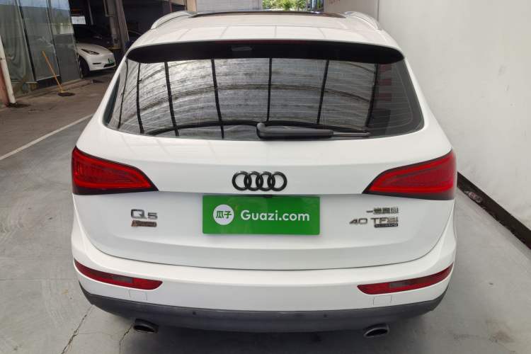 Used Audi Q5 2015 40 TFSI Technology Edition Exterior 10