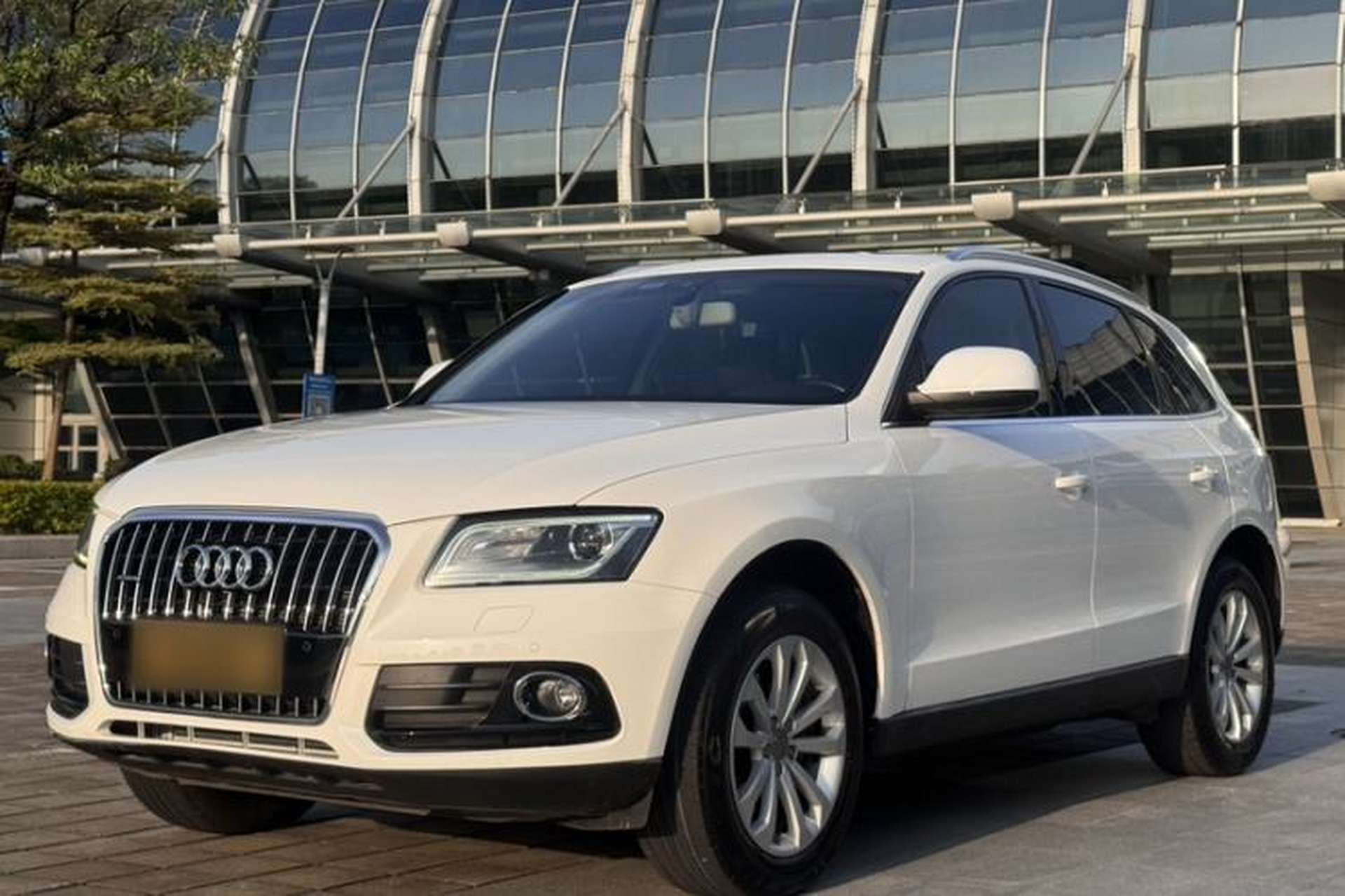 Used Audi Q5 2015 40 TFSI Technology Edition Exterior 11