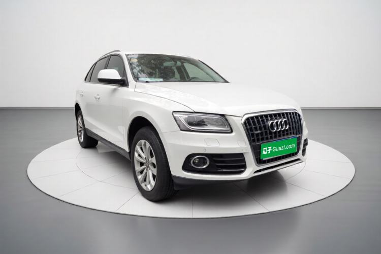 Used Audi Q5 2015 40 TFSI Technology Edition Exterior 2