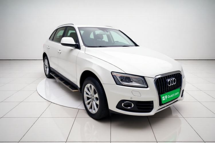 Used Audi Q5 2015 40 TFSI Technology Edition Exterior 2