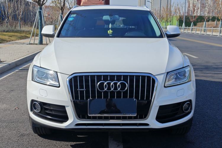 Used Audi Q5 2015 40 TFSI Technology Edition Exterior 3