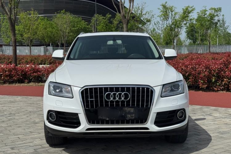 Used Audi Q5 2015 40 TFSI Technology Edition Exterior 3