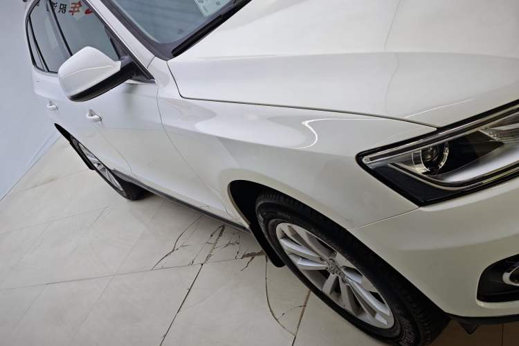 Used Audi Q5 2015 40 TFSI Technology Edition Exterior 4