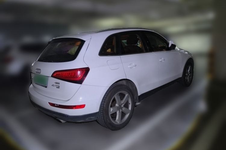 Used Audi Q5 2015 40 TFSI Comfort Model Exterior 5