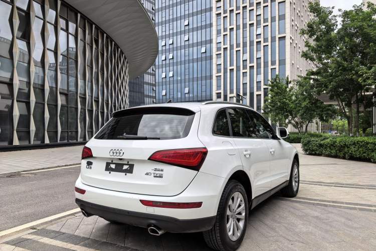 Used Audi Q5 2015 40 TFSI Technology Edition Exterior 7