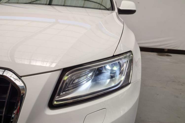 Used Audi Q5 2015 40 TFSI Technology Edition Exterior 7