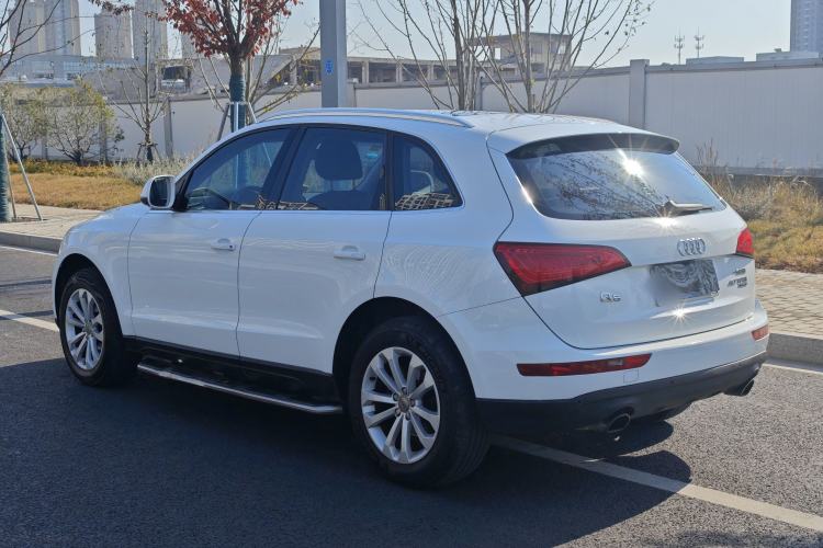 Used Audi Q5 2015 40 TFSI Technology Edition Exterior 8