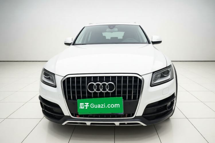 Used Audi Q5 2015 40 TFSI Luxury Model Front