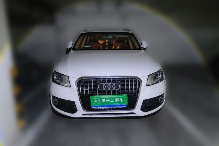 Used Audi Q5 2015 40 TFSI Comfort Model Front