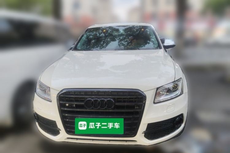 Used Audi Q5 2015 40 TFSI Comfort Model Front