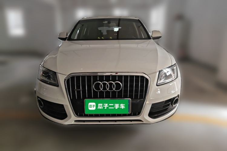 Used Audi Q5 2015 40 TFSI Comfort Model Front