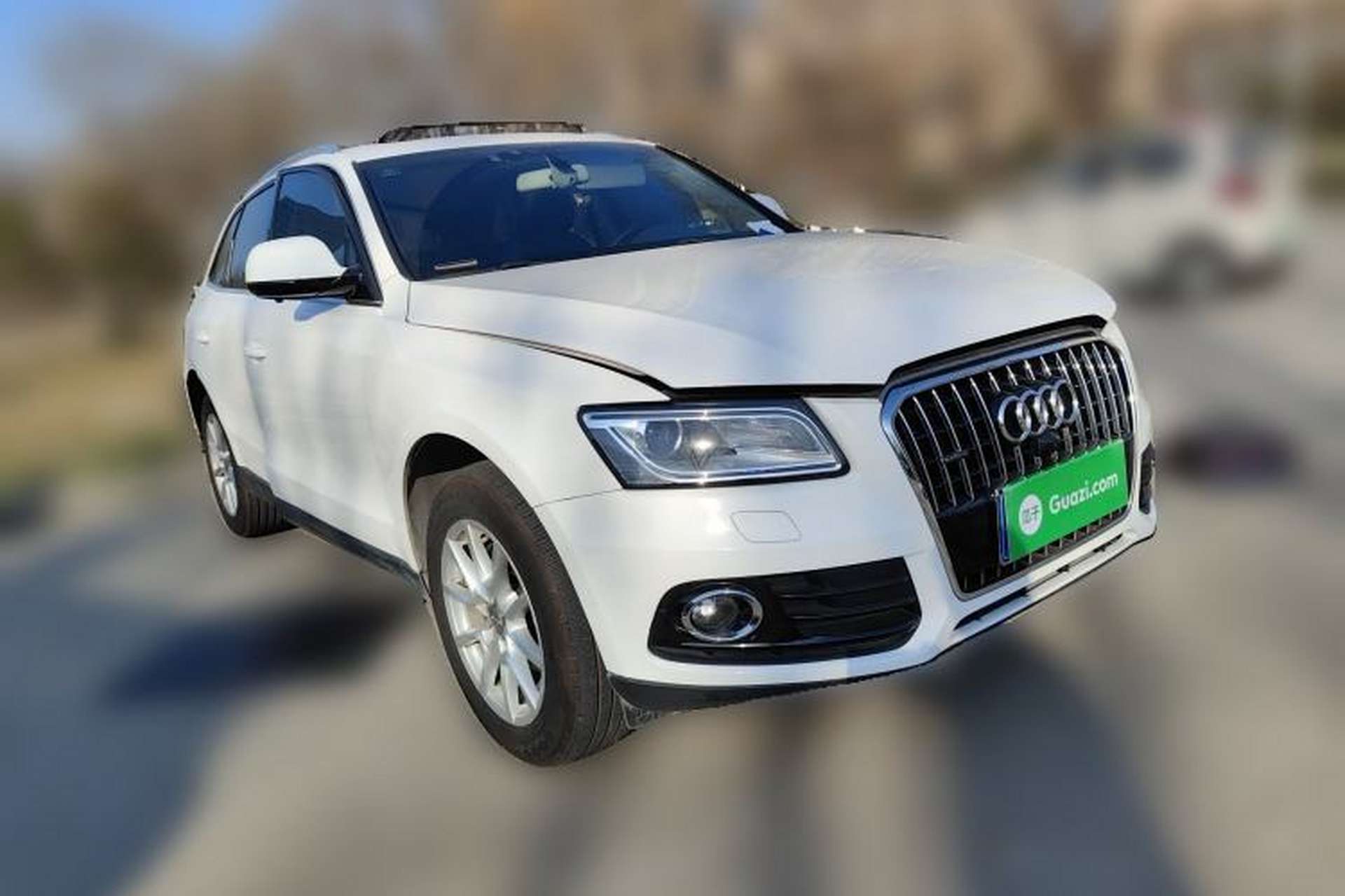 Used Audi Q5 2015 40 TFSI Trendy Edition Front Right 45 Deg