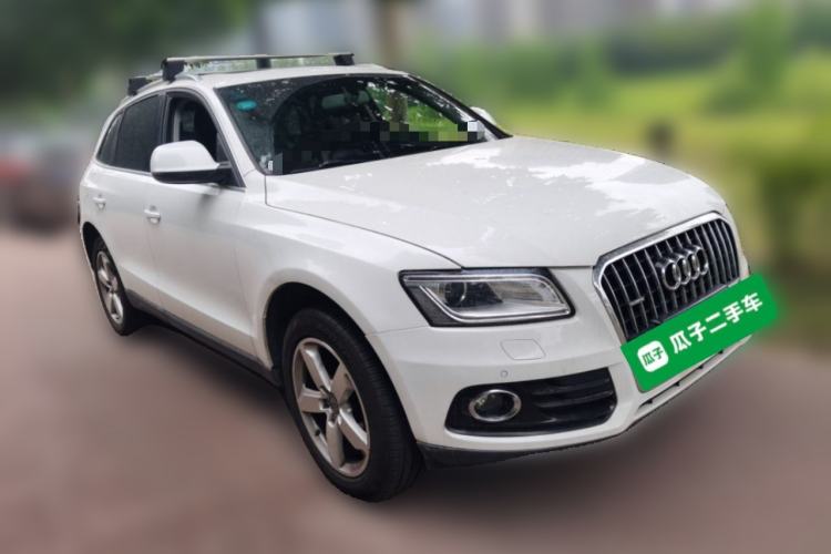 Used Audi Q5 2015 40 TFSI Technology Edition Front Right 45 Deg