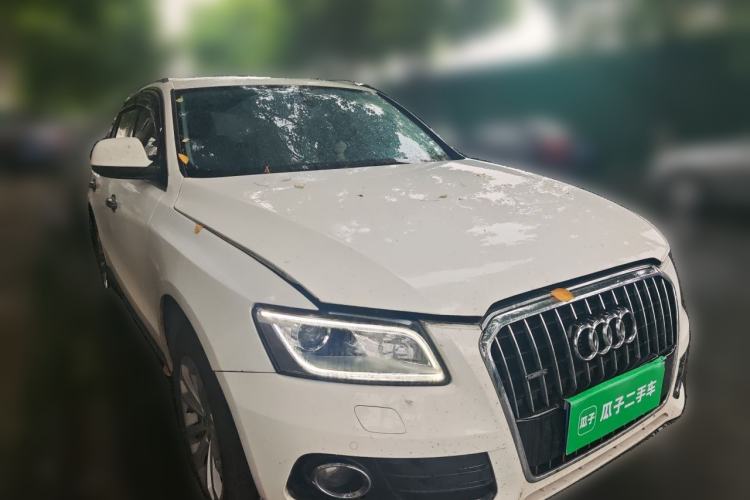 Used Audi Q5 2015 40 TFSI Technology Edition Front Right 45 Deg