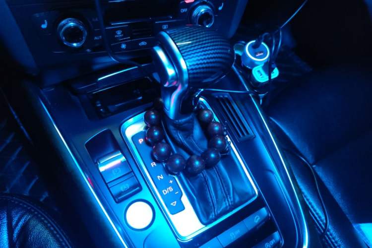Used Audi Q5 2015 40 TFSI Trendy Edition Gear Lever