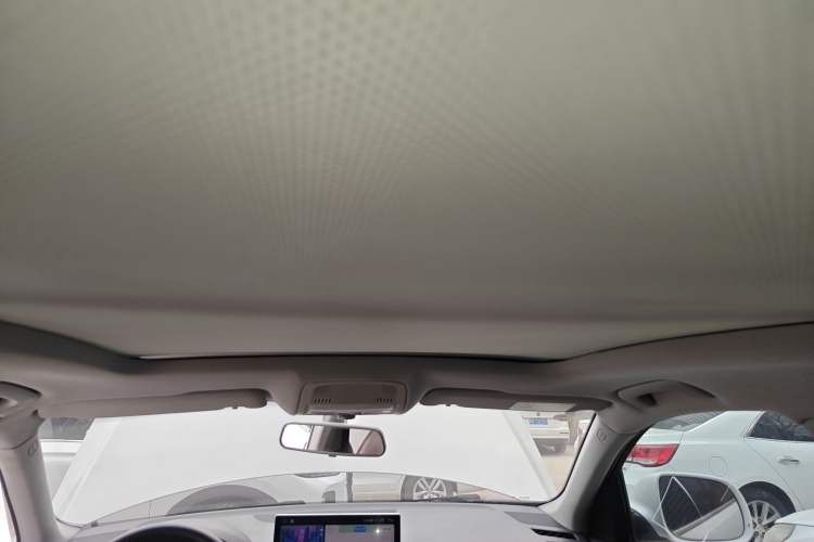 Used Audi Q5 2015 40 TFSI Technology Edition Headliner