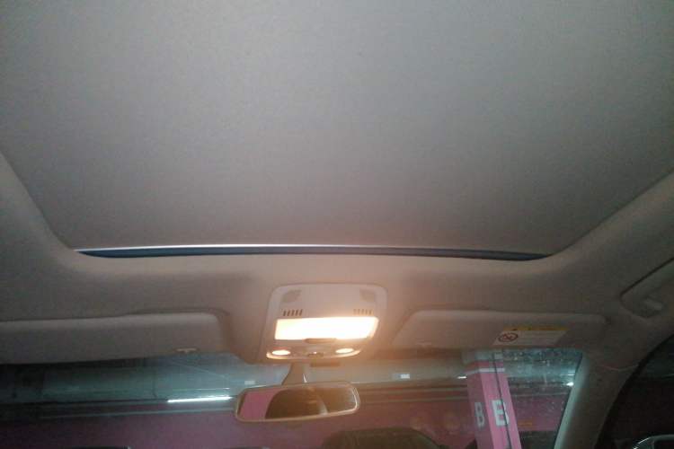 Used Audi Q5 2015 40 TFSI Trendy Edition Headliner