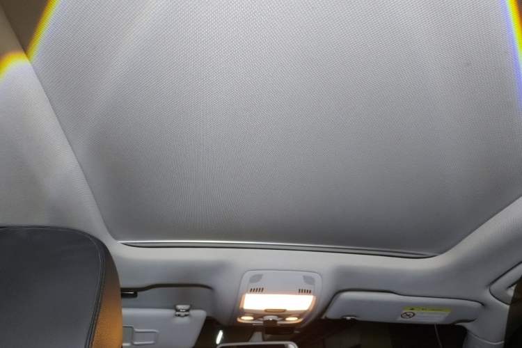 Used Audi Q5 2015 40 TFSI Comfort Model Headliner