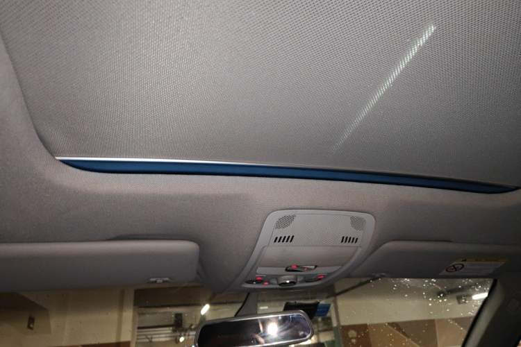 Used Audi Q5 2015 40 TFSI Technology Edition Headliner