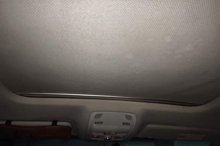 Used Audi Q5 2015 40 TFSI Technology Edition Headliner