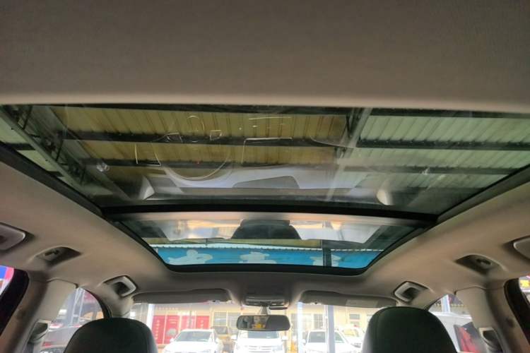 Used Audi Q5 2015 40 TFSI Trendy Edition Headliner