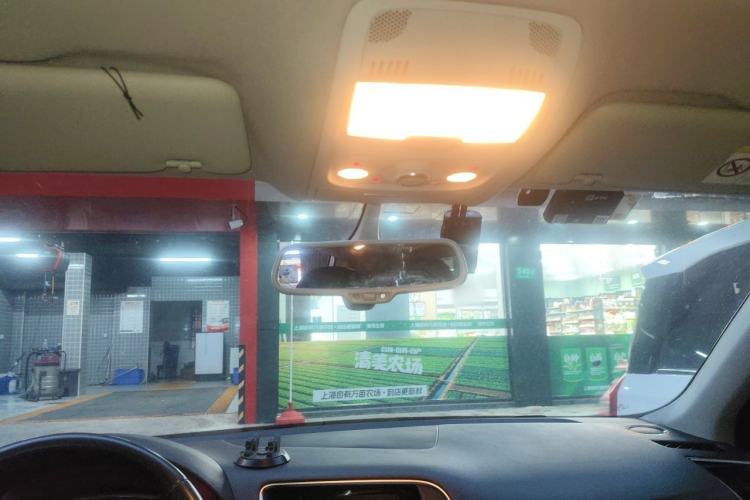 Used Audi Q5 2015 40 TFSI Comfort Model Headliner