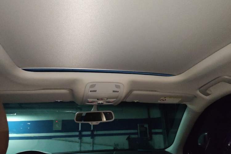 Used Audi Q5 2015 40 TFSI Comfort Model Headliner