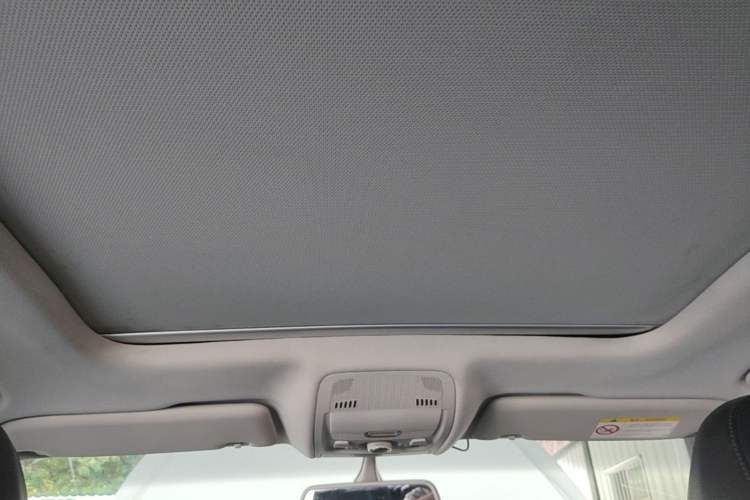 Used Audi Q5 2015 40 TFSI Comfort Model Headliner