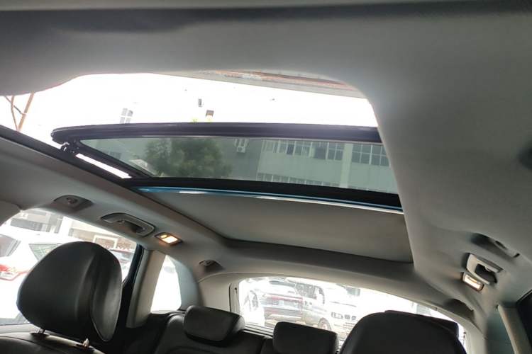 Used Audi Q5 2015 40 TFSI Technology Edition Headliner