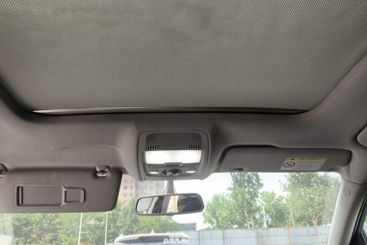 Used Audi Q5 2015 40 TFSI Trendy Edition Headliner