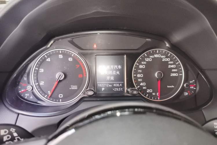 Used Audi Q5 2015 40 TFSI Technology Edition Instrument Cluster