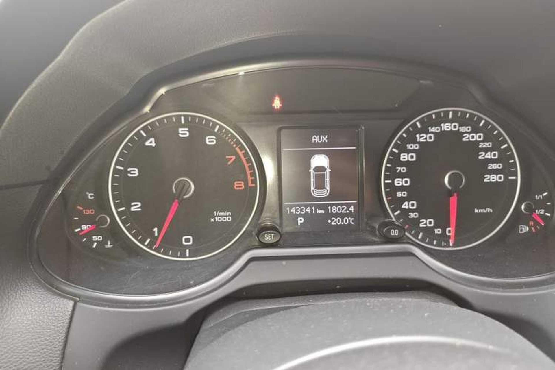 Used Audi Q5 2015 40 TFSI Technology Edition Instrument Cluster