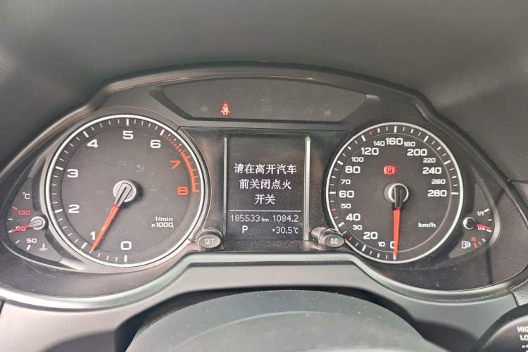 Used Audi Q5 2015 40 TFSI Technology Edition Instrument Cluster