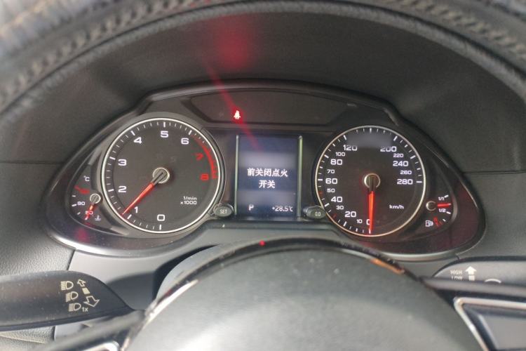 Used Audi Q5 2015 40 TFSI Technology Edition Instrument Cluster