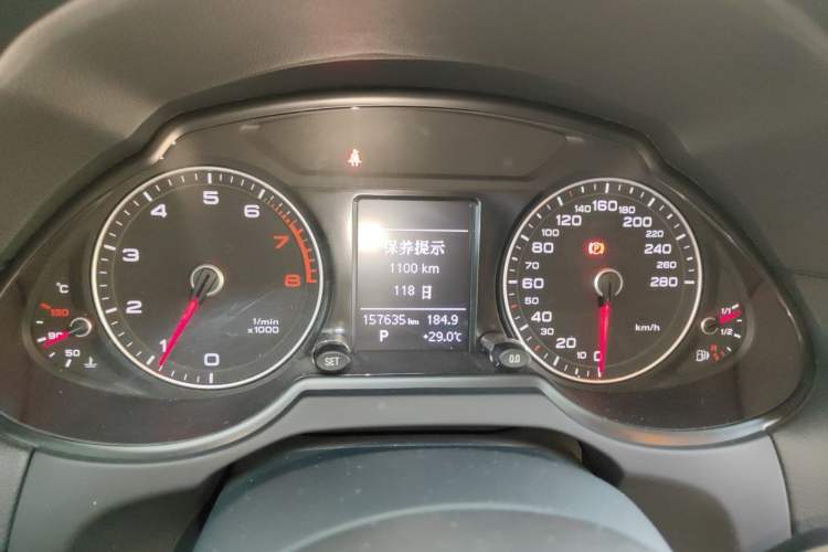 Used Audi Q5 2015 40 TFSI Technology Edition Instrument Cluster