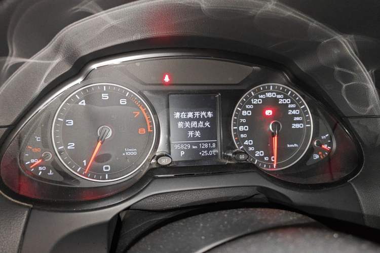 Used Audi Q5 2015 40 TFSI Technology Edition Instrument Cluster