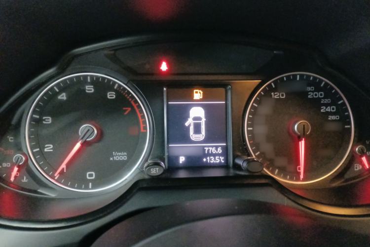 Used Audi Q5 2015 40 TFSI Technology Edition Instrument Cluster