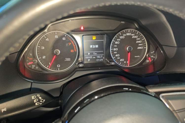 Used Audi Q5 2015 40 TFSI Technology Edition Instrument Cluster