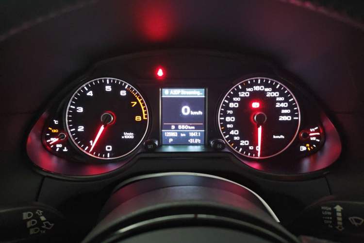 Used Audi Q5 2015 40 TFSI Comfort Model Instrument Cluster